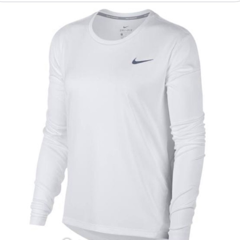 Nike Women’s Dri-fit long sleeve shirt